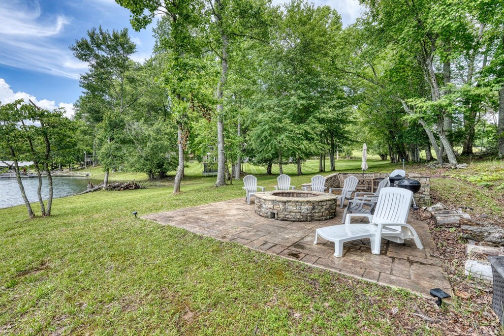 Blairsville, Georgia, 30512, United States, 4 Bedrooms Bedrooms, ,4 BathroomsBathrooms,Residential,Active,2030979