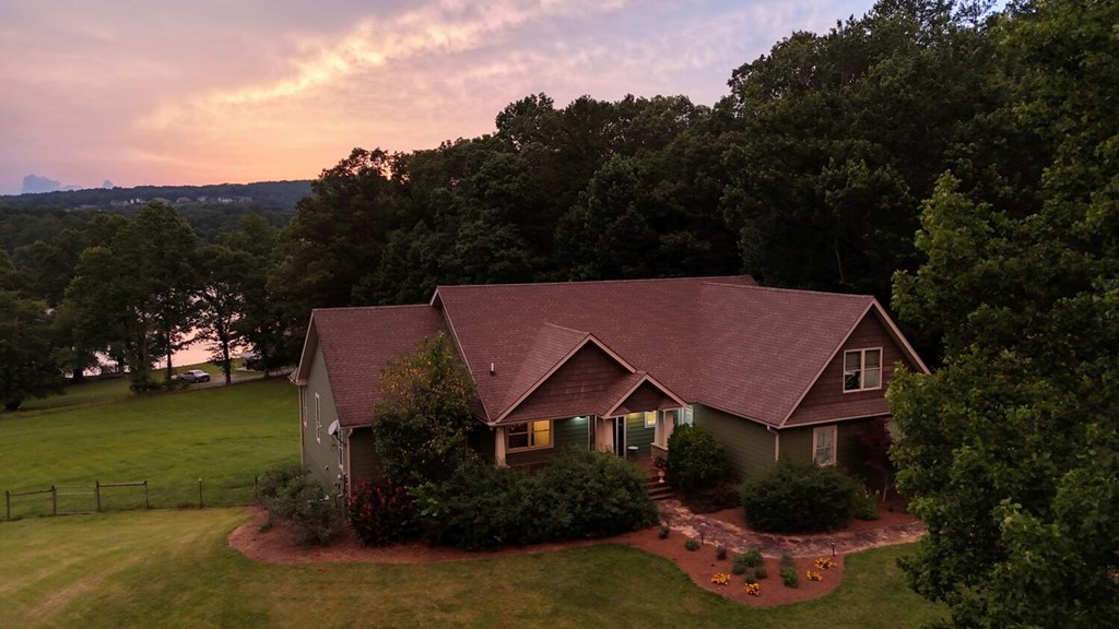 Blairsville, Georgia, 30512, United States, 4 Bedrooms Bedrooms, ,4 BathroomsBathrooms,Residential,Active,2030979