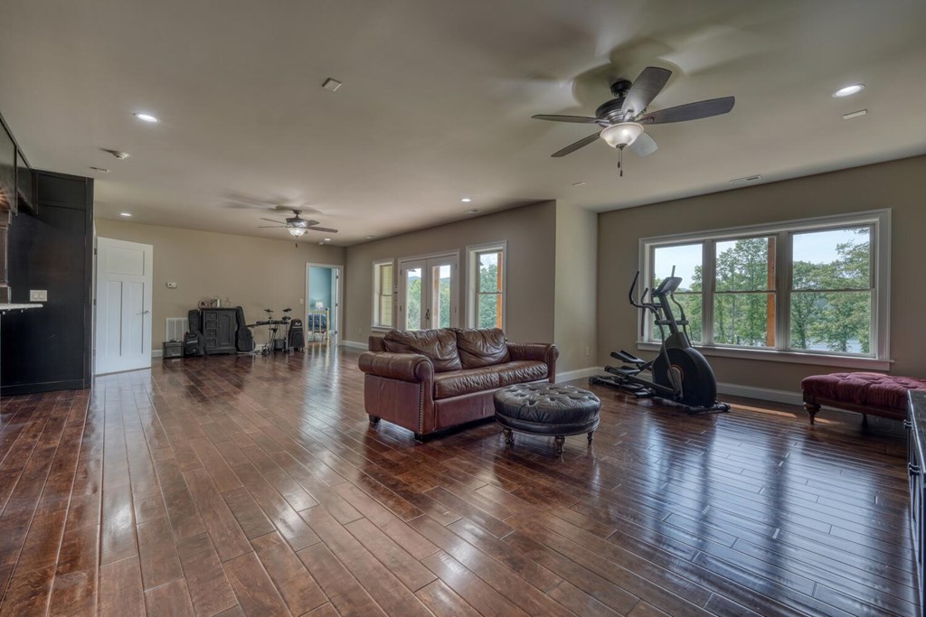Blairsville, Georgia, 30512, United States, 4 Bedrooms Bedrooms, ,4 BathroomsBathrooms,Residential,Active,2030979