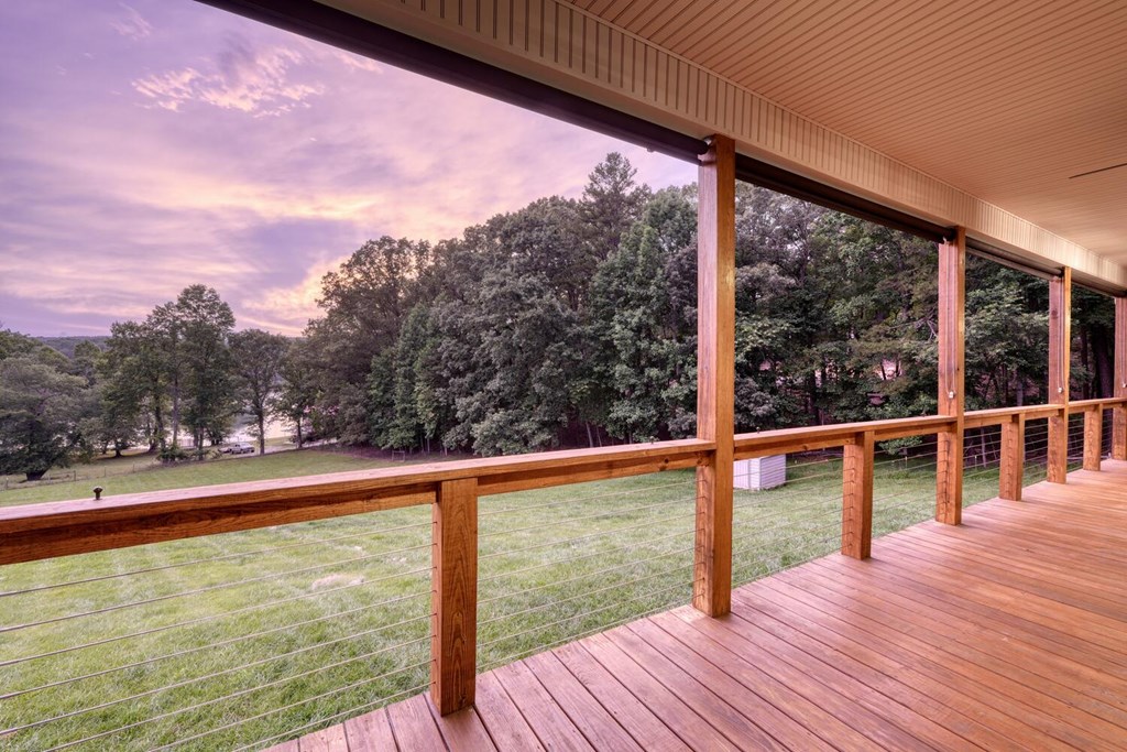 Blairsville, Georgia, 30512, United States, 4 Bedrooms Bedrooms, ,4 BathroomsBathrooms,Residential,Active,2030979