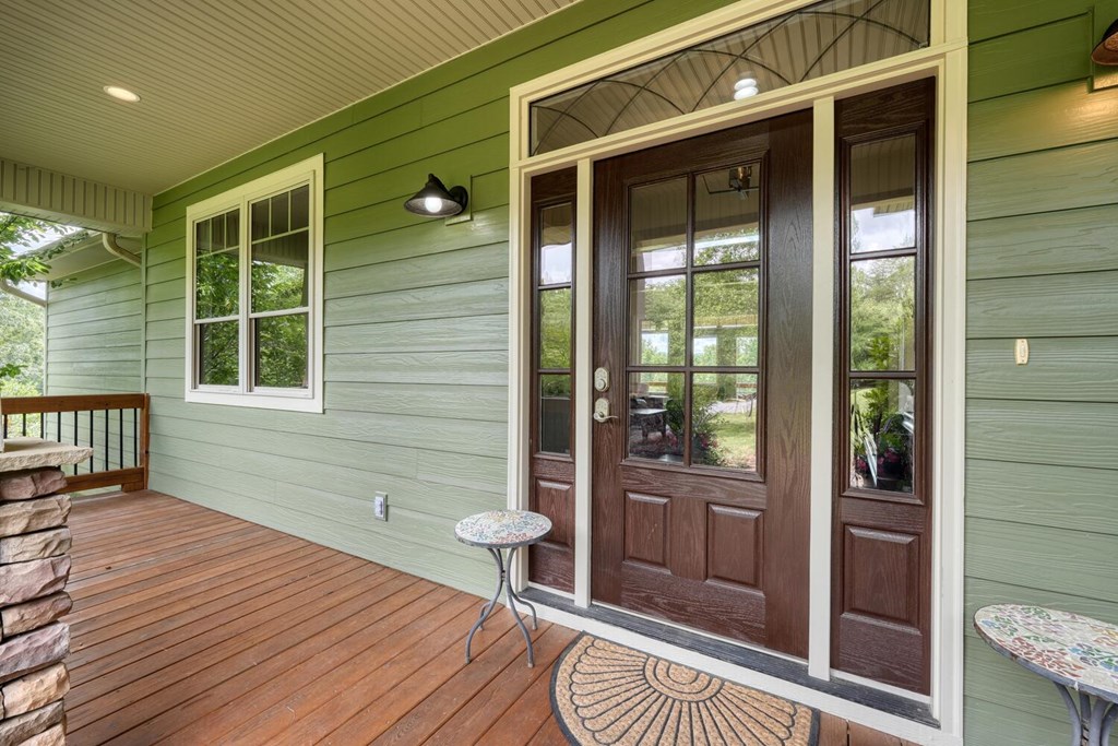 Blairsville, Georgia, 30512, United States, 4 Bedrooms Bedrooms, ,4 BathroomsBathrooms,Residential,Active,2030979