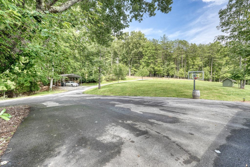 Blairsville, Georgia, 30512, United States, 4 Bedrooms Bedrooms, ,4 BathroomsBathrooms,Residential,Active,2030979