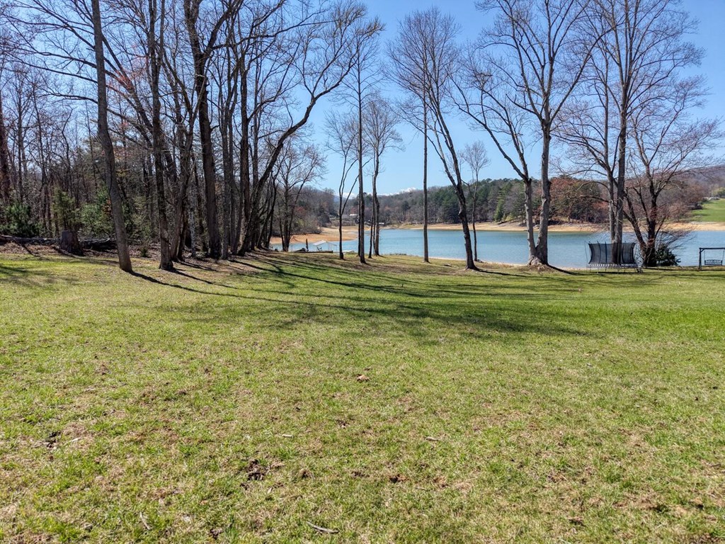 Blairsville, Georgia, 30512, United States, 4 Bedrooms Bedrooms, ,4 BathroomsBathrooms,Residential,Active,2030979