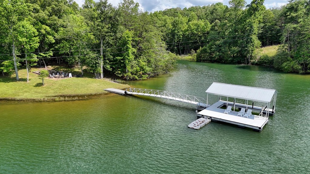 Blairsville, Georgia, 30512, United States, 4 Bedrooms Bedrooms, ,4 BathroomsBathrooms,Residential,Active,2030979