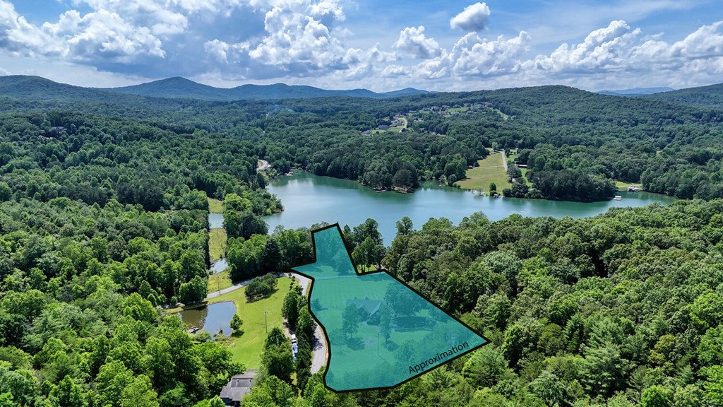 Blairsville, Georgia, 30512, United States, 4 Bedrooms Bedrooms, ,4 BathroomsBathrooms,Residential,Active,2030979