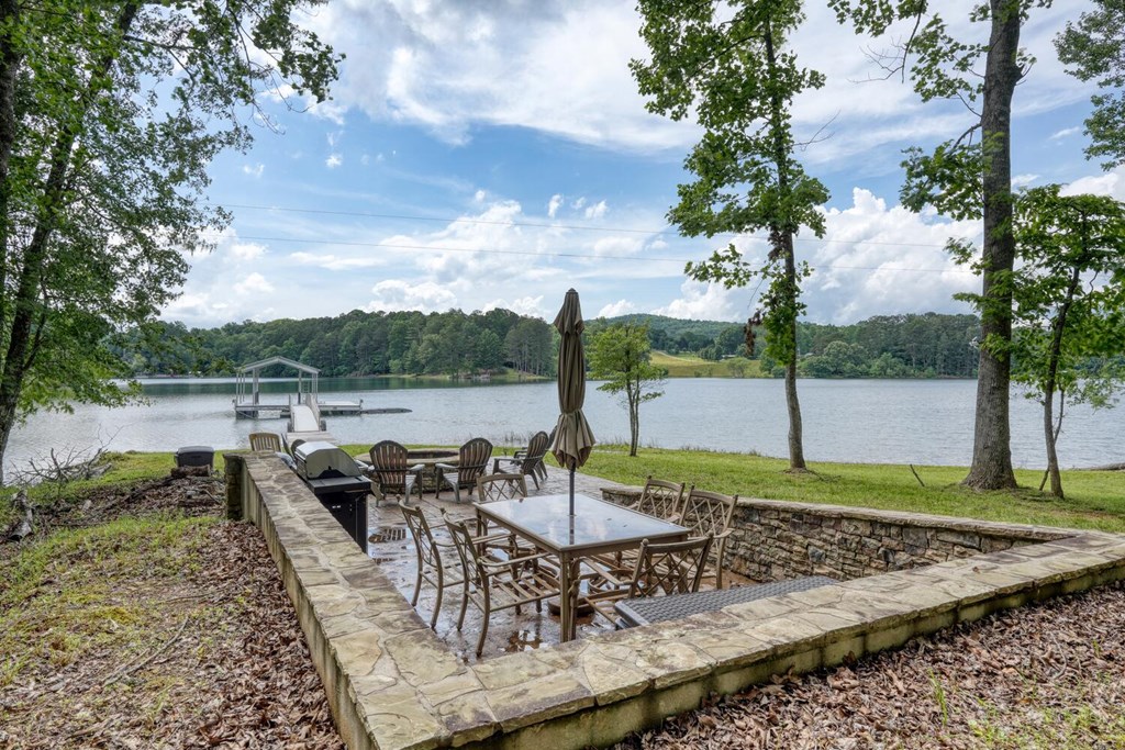 Blairsville, Georgia, 30512, United States, 4 Bedrooms Bedrooms, ,4 BathroomsBathrooms,Residential,Active,2030979
