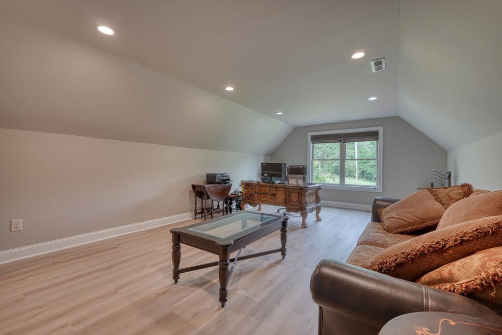 Blairsville, Georgia, 30512, United States, 4 Bedrooms Bedrooms, ,4 BathroomsBathrooms,Residential,Active,2030979