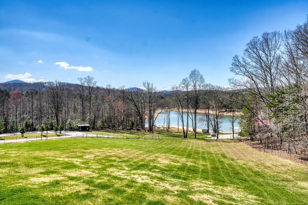 Blairsville, Georgia, 30512, United States, 4 Bedrooms Bedrooms, ,4 BathroomsBathrooms,Residential,Active,2030979