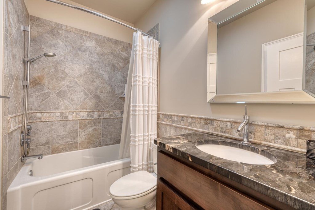 Blairsville, Georgia, 30512, United States, 4 Bedrooms Bedrooms, ,4 BathroomsBathrooms,Residential,Active,2030979