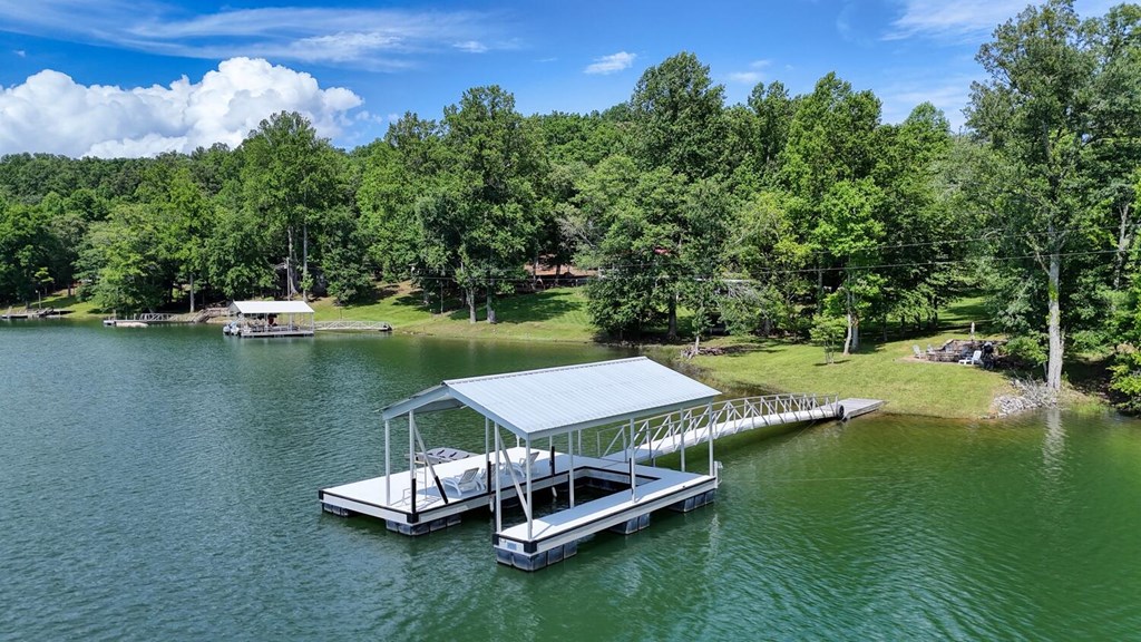 Blairsville, Georgia, 30512, United States, 4 Bedrooms Bedrooms, ,4 BathroomsBathrooms,Residential,Active,2030979