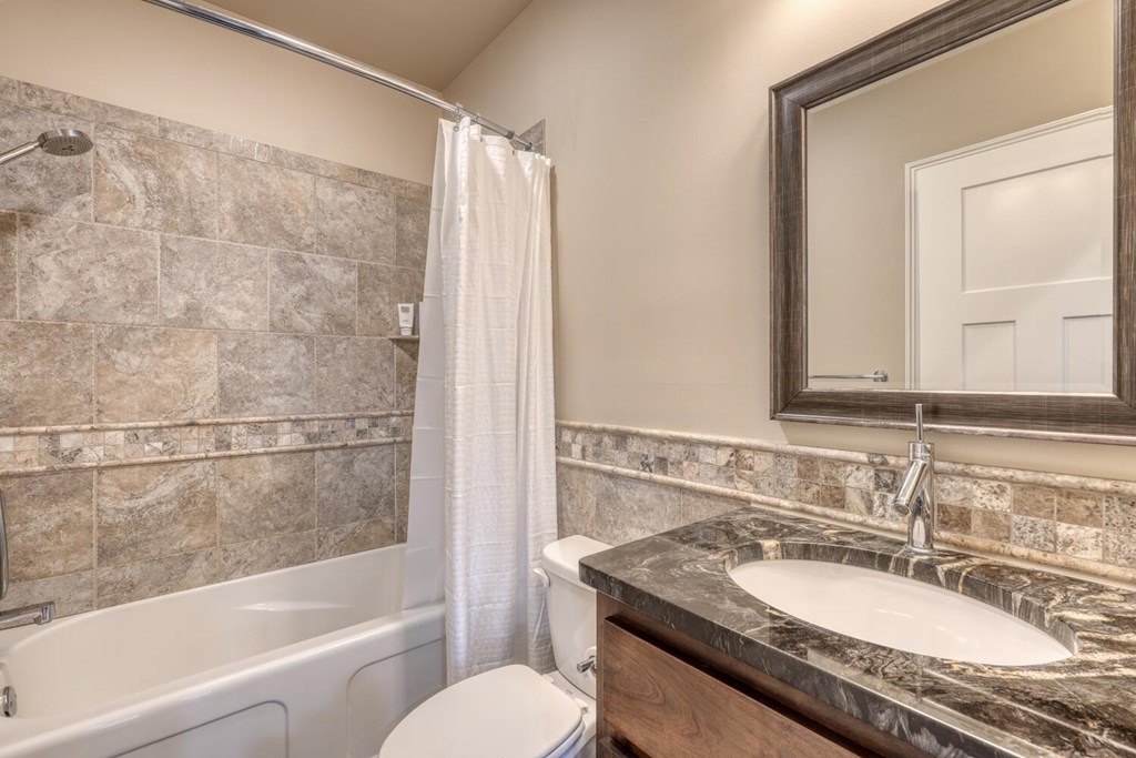Blairsville, Georgia, 30512, United States, 4 Bedrooms Bedrooms, ,4 BathroomsBathrooms,Residential,Active,2030979