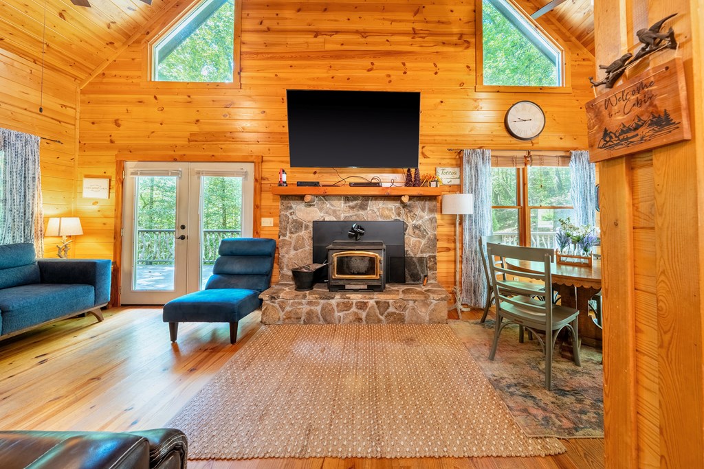 383 Canada Creek Road W