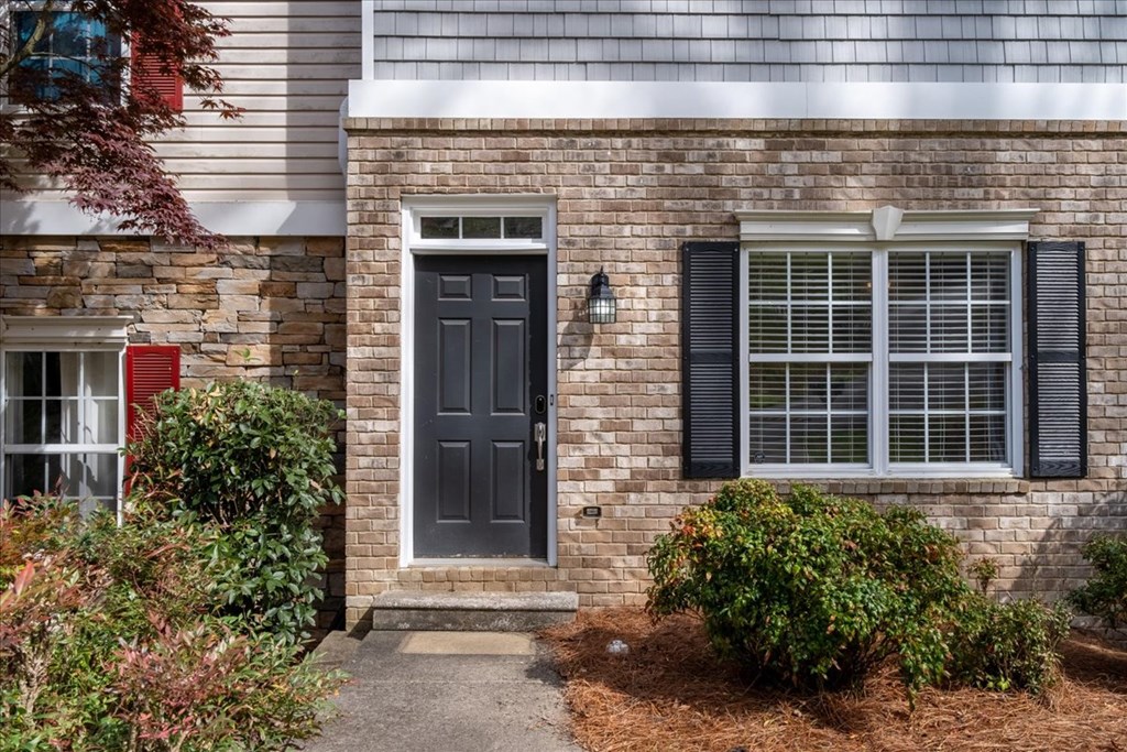 176 Ridgehaven Trail
