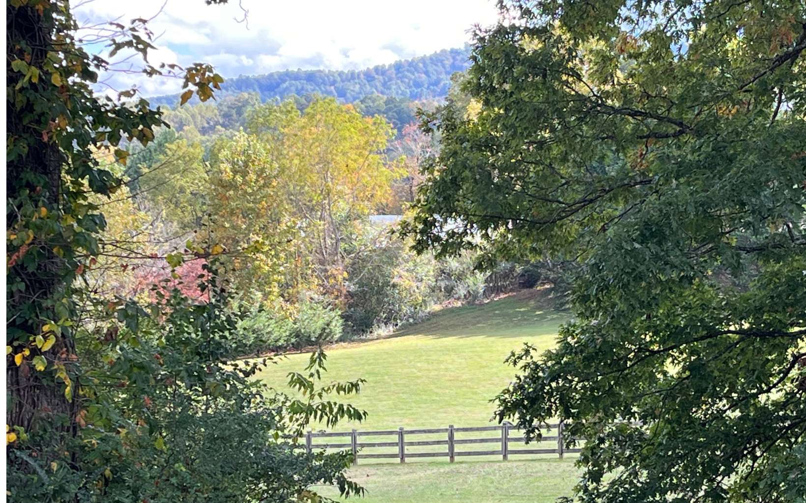 105 Meadow Brooke Lane