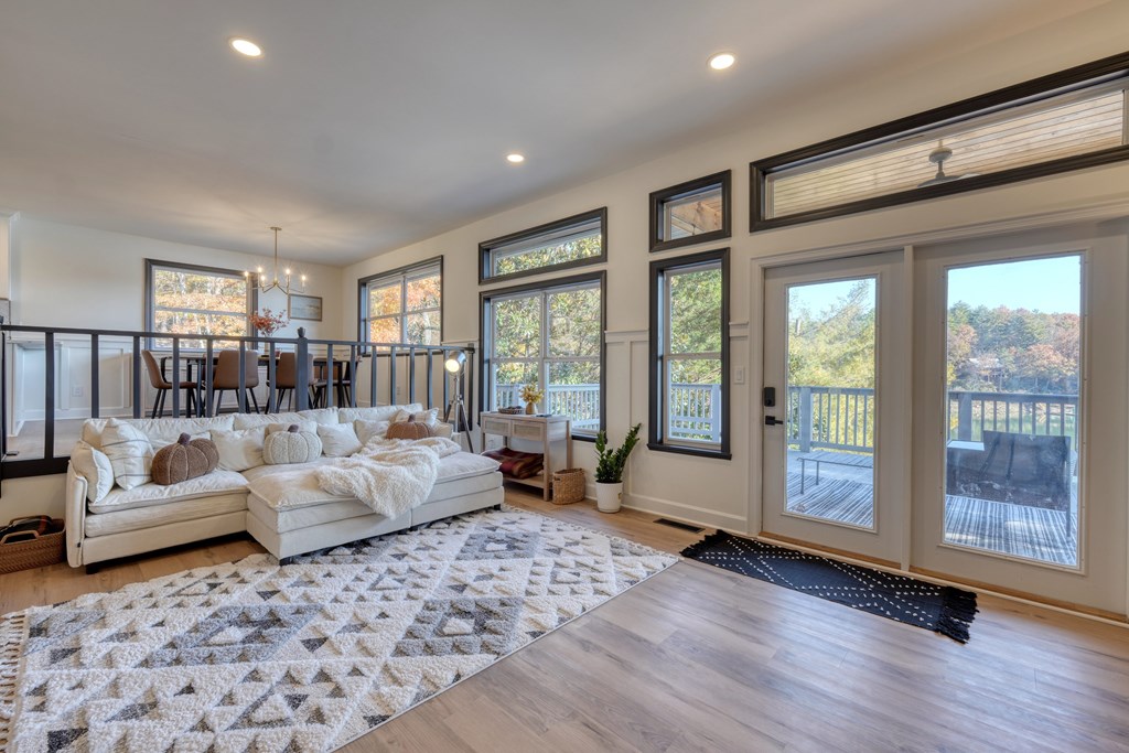 129 Mountain View Lane