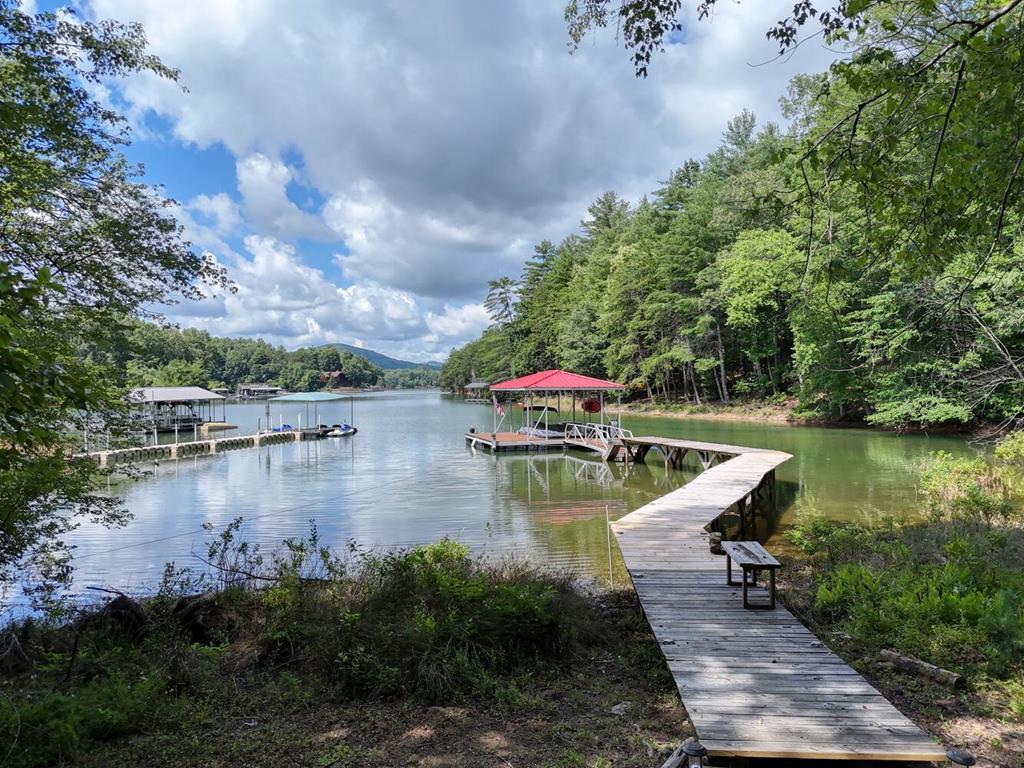 184 Whisper Cove