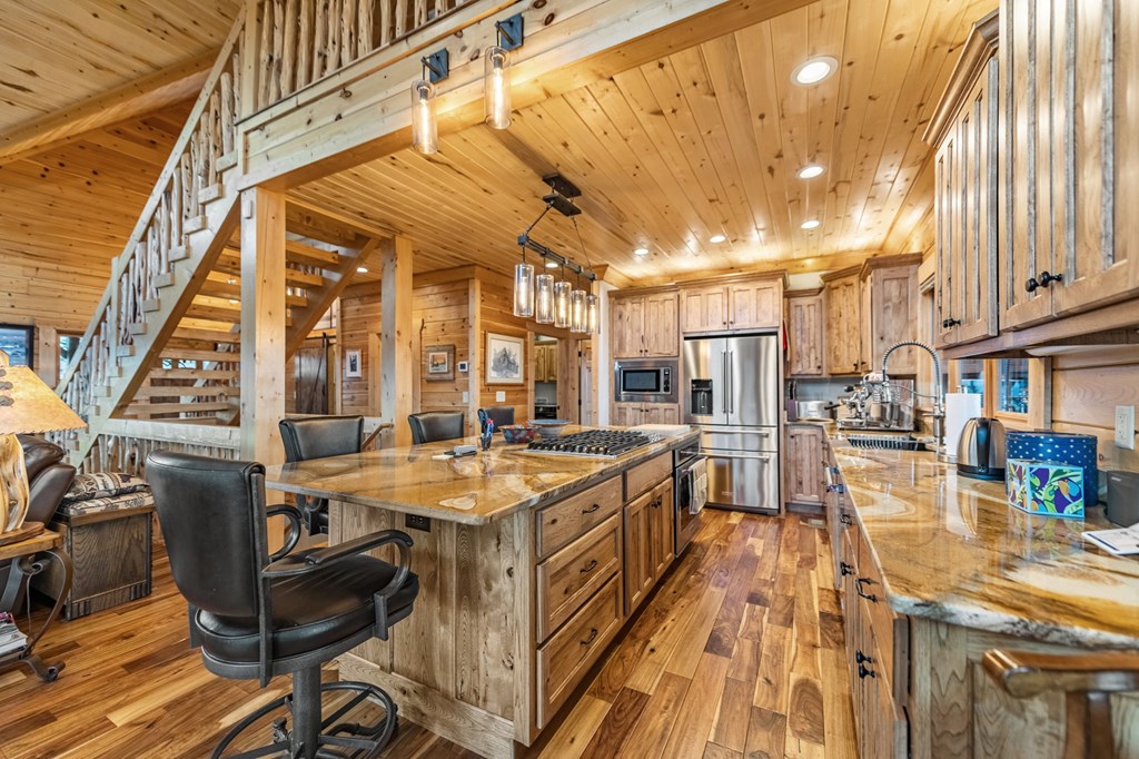 400 Cloudland Trace