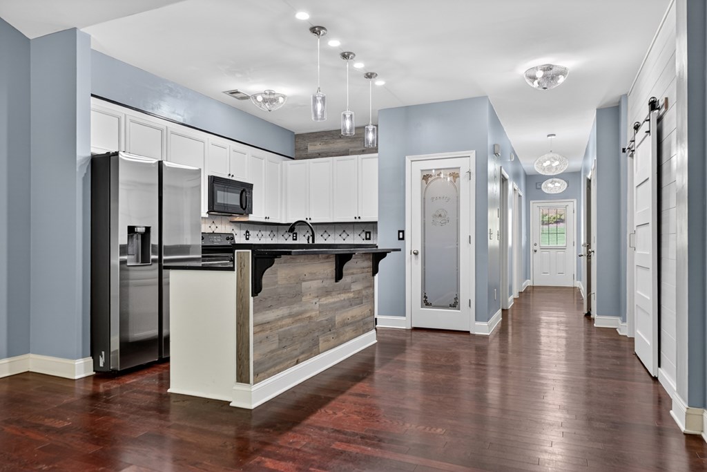 222 Ridgehaven Trail
