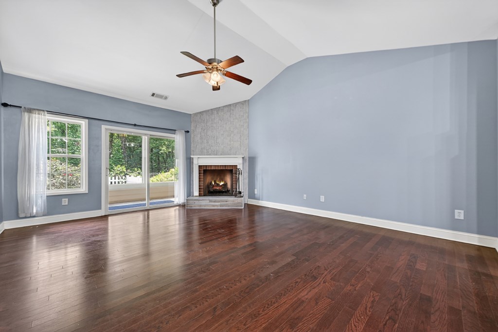 222 Ridgehaven Trail