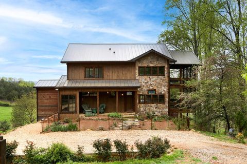 A home in Ellijay