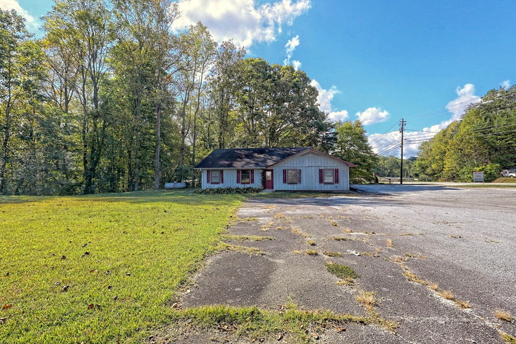 1552 Hwy 411n