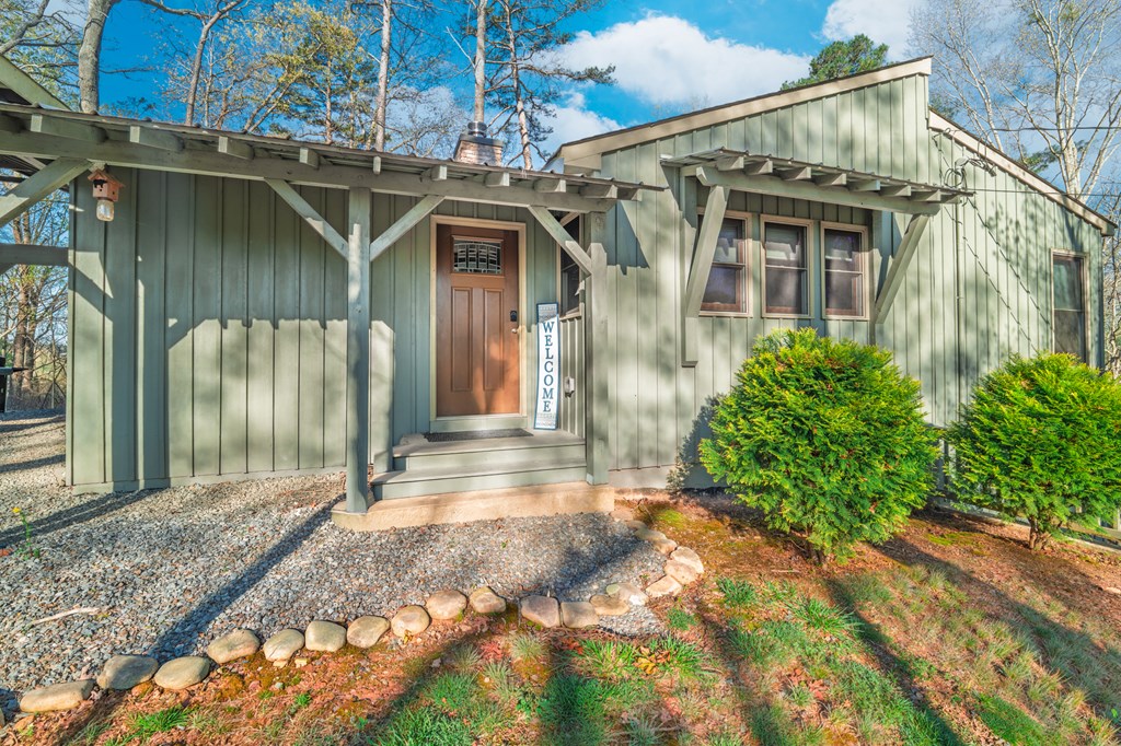 253 Zenith Trail