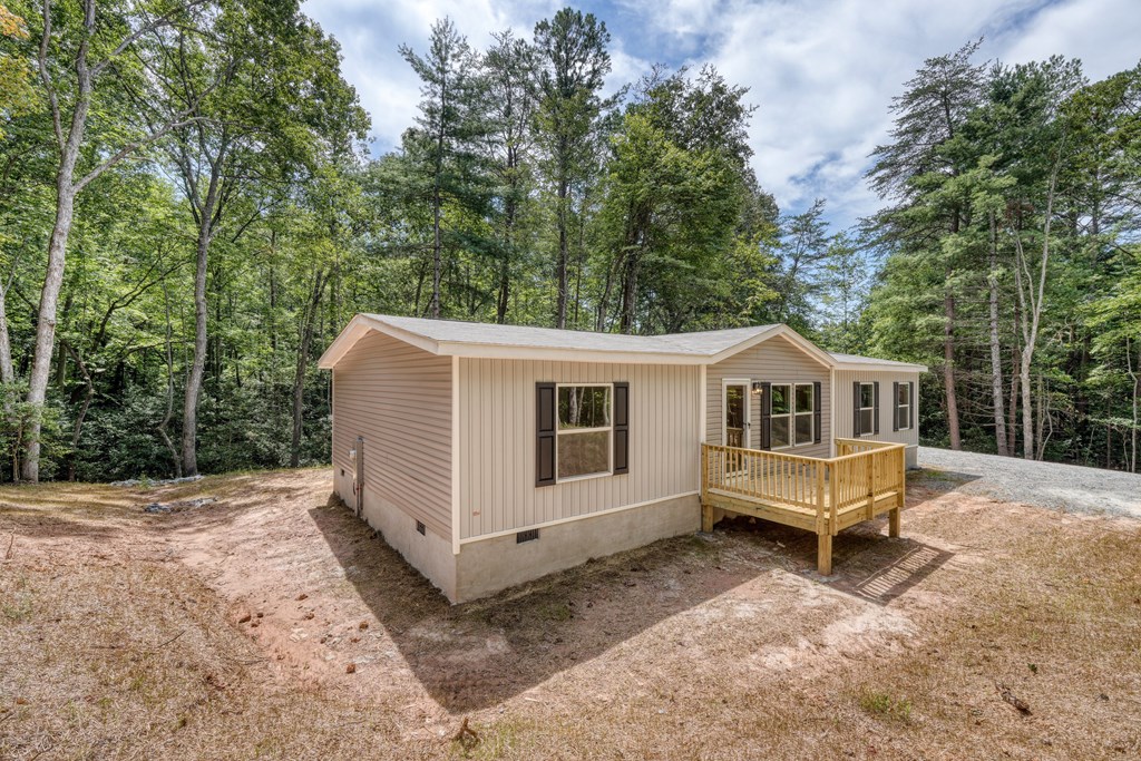 180 Laurel Ridge Road