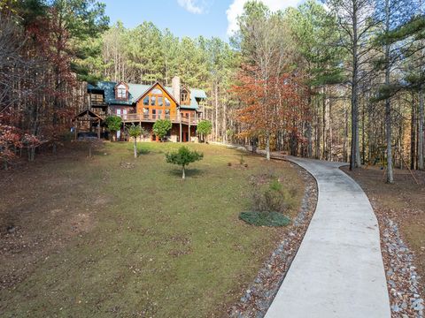 A home in Ellijay