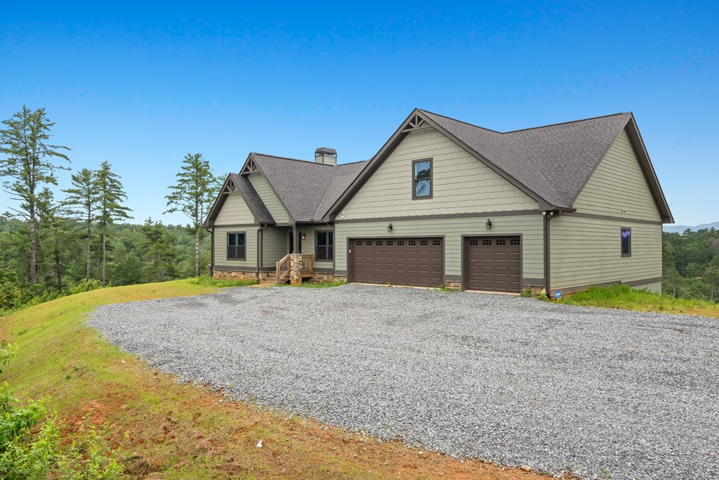 39 Mountaintown Overlook
