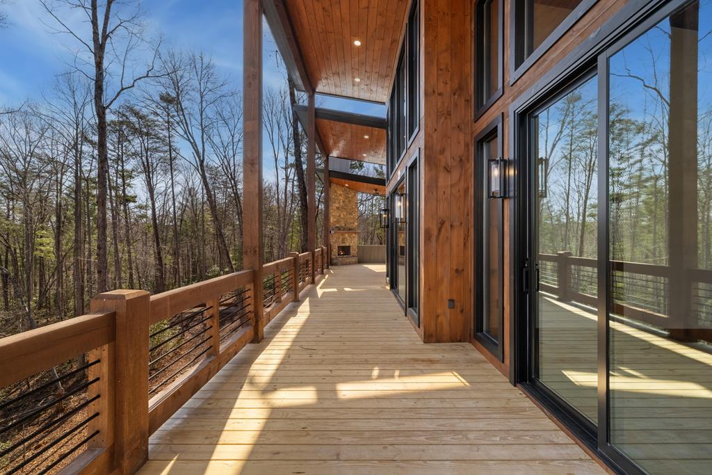 Blue Ridge, Georgia, 30513, United States, 3 Bedrooms Bedrooms, ,4 BathroomsBathrooms,Residential,Active,2034282