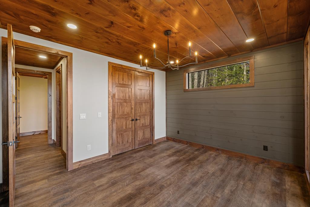 Blue Ridge, Georgia, 30513, United States, 3 Bedrooms Bedrooms, ,4 BathroomsBathrooms,Residential,Active,2034282