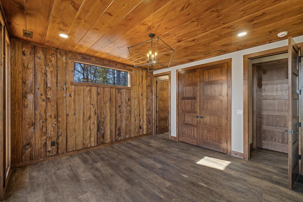 Blue Ridge, Georgia, 30513, United States, 3 Bedrooms Bedrooms, ,4 BathroomsBathrooms,Residential,Active,2034282