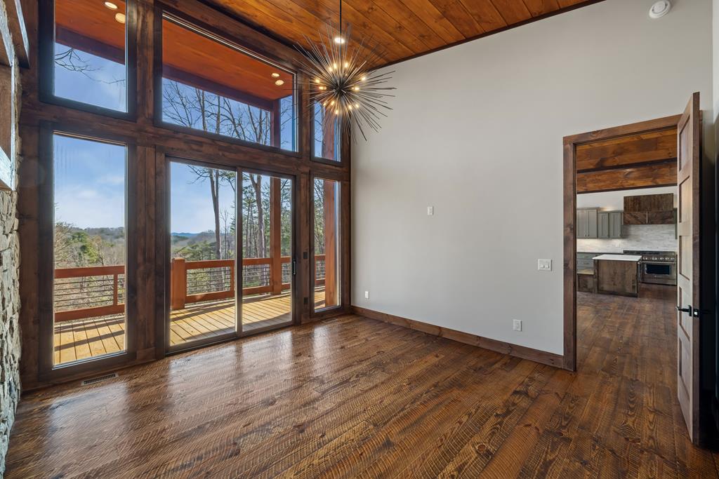Blue Ridge, Georgia, 30513, United States, 3 Bedrooms Bedrooms, ,4 BathroomsBathrooms,Residential,Active,2034282