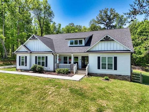 290 Bayside Lane Blairsville GA 30512