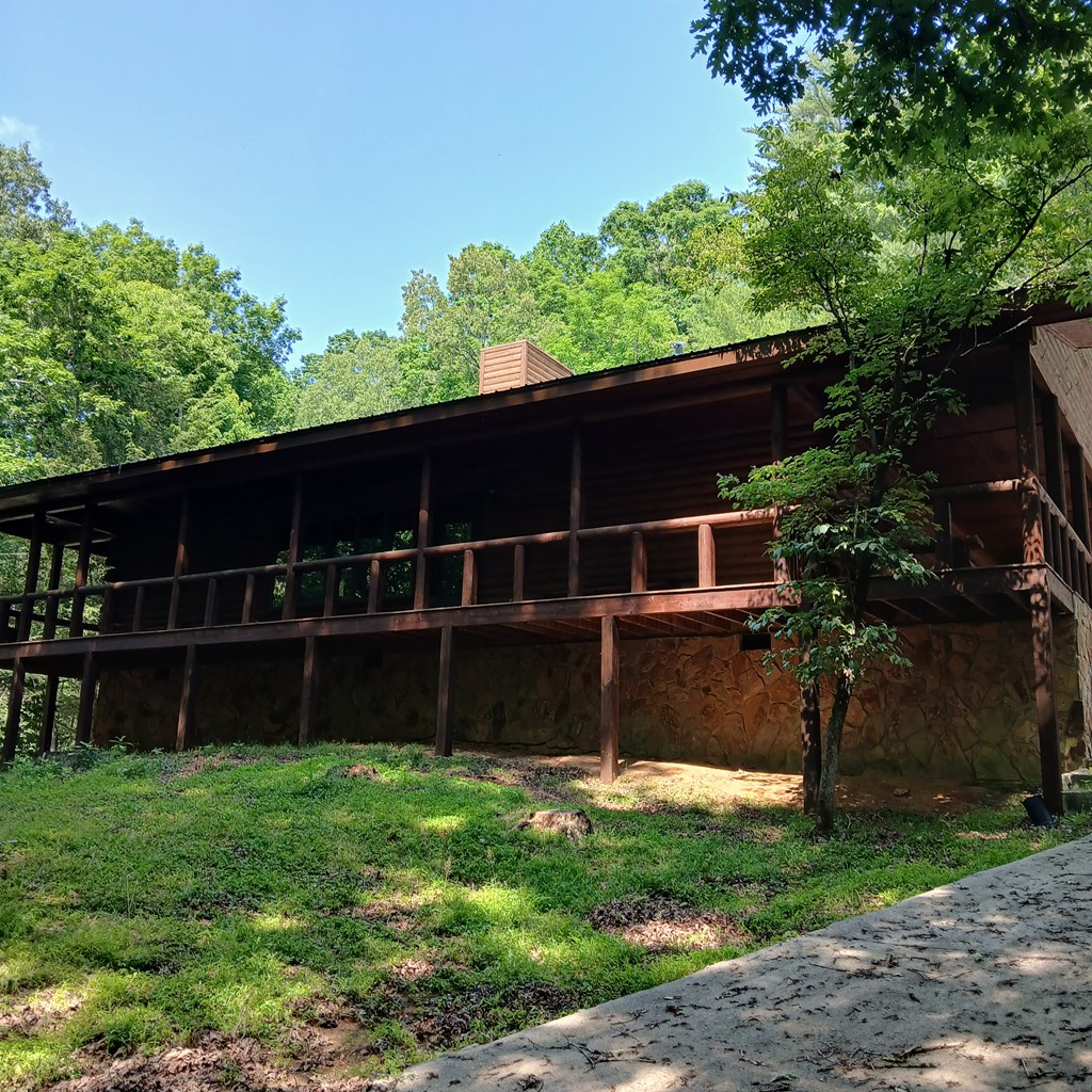 200 Lookiba Lane