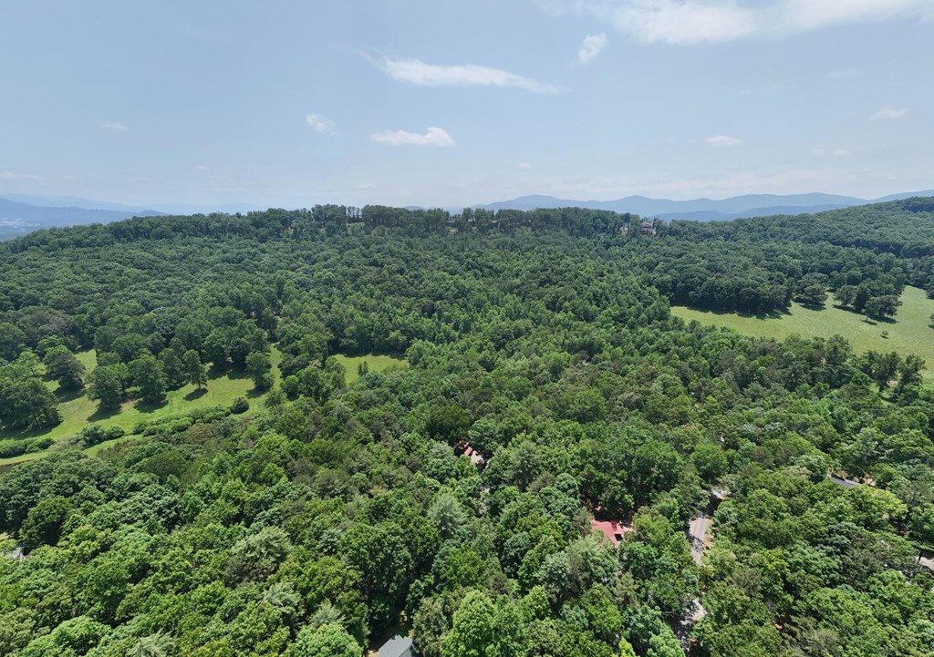 21 Acres Craig Thompson Drive