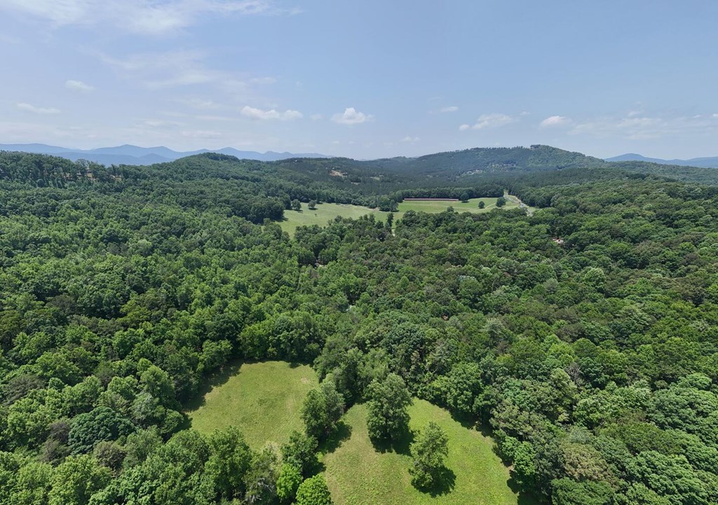 21 Acres Craig Thompson Drive