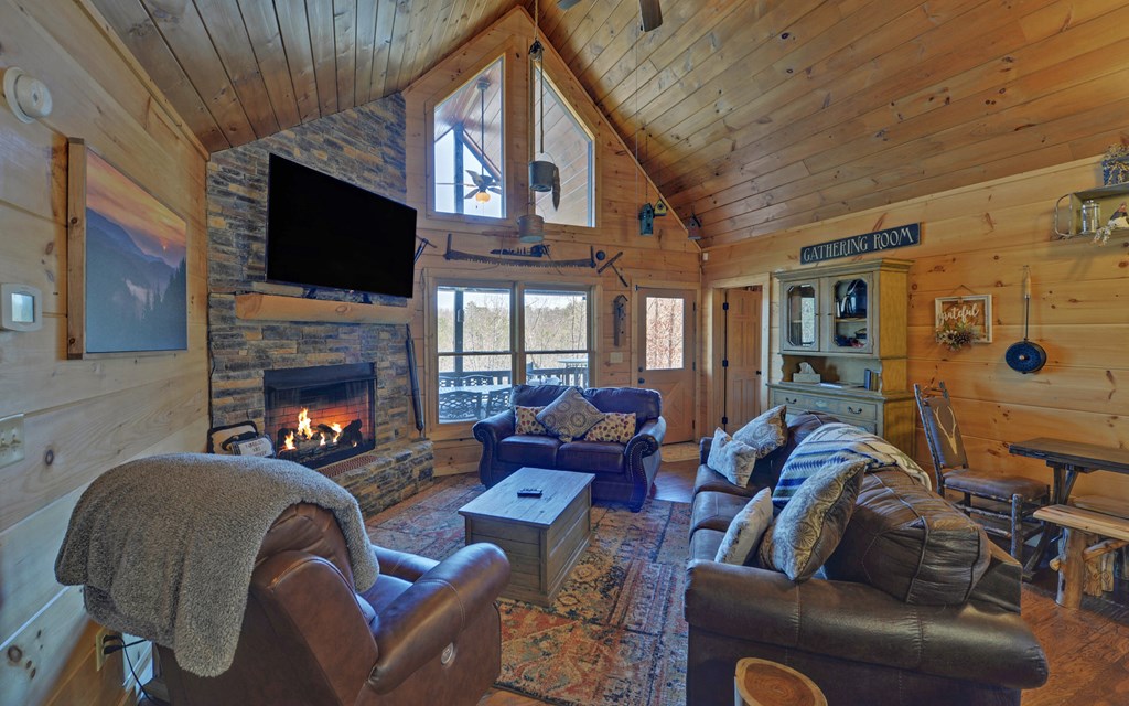 101 Hideaway Trail