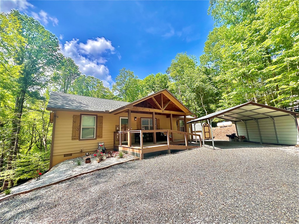 48 Elmwood Circle