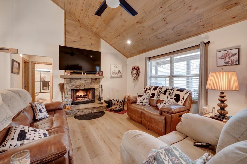 48 Elmwood Circle