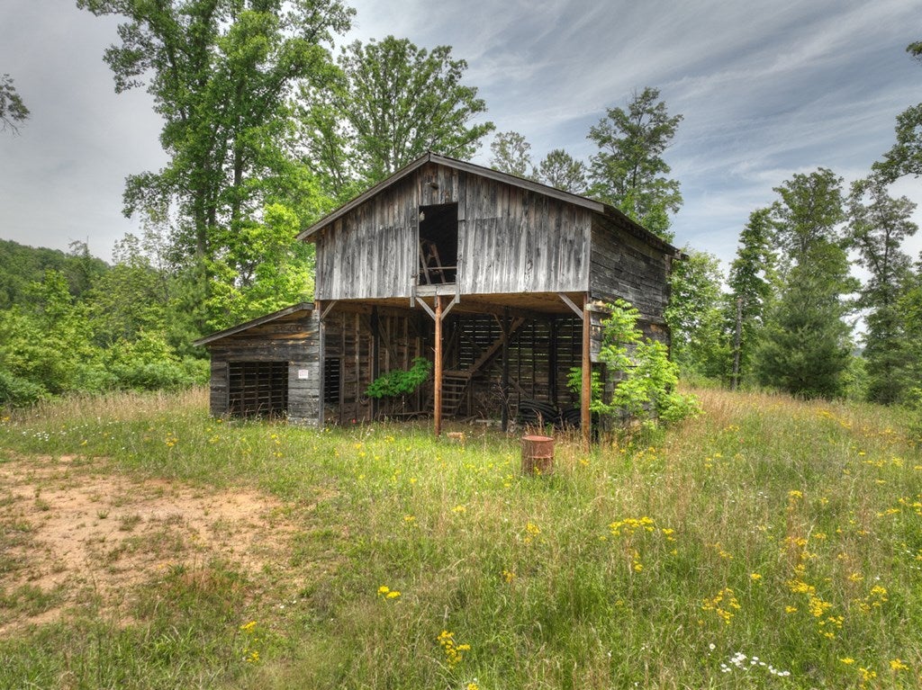 7.5 ac Hidden Acres
