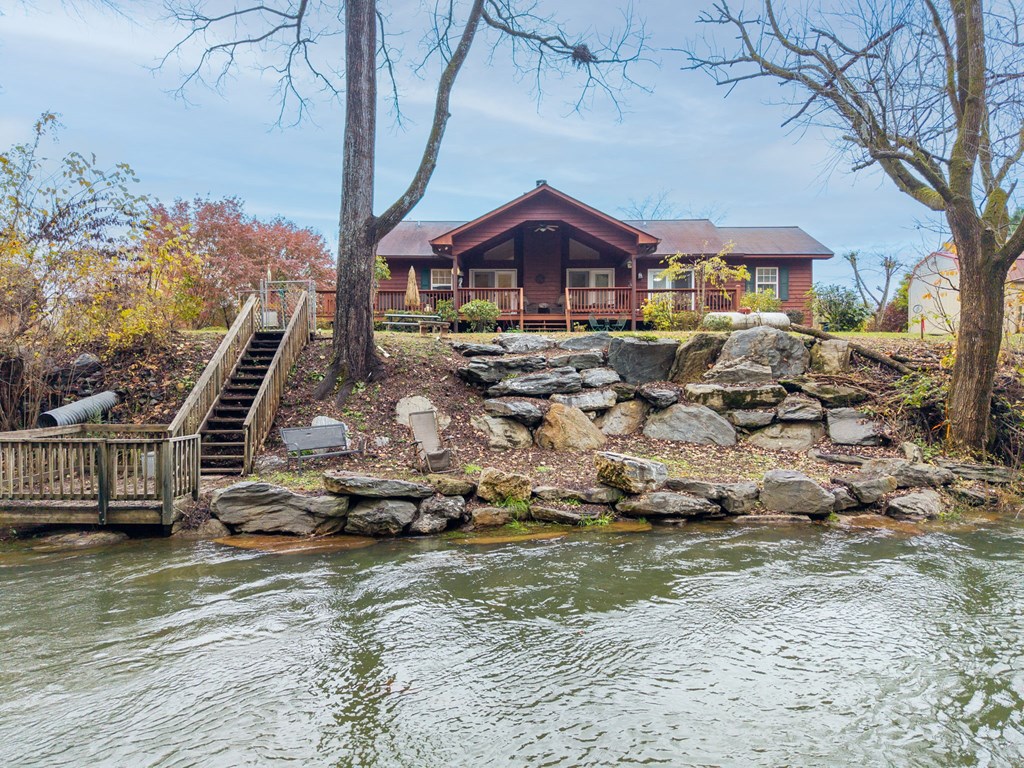 251 Rivers Edge Drive