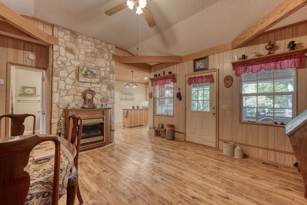 3966 Hickory Nut Drive