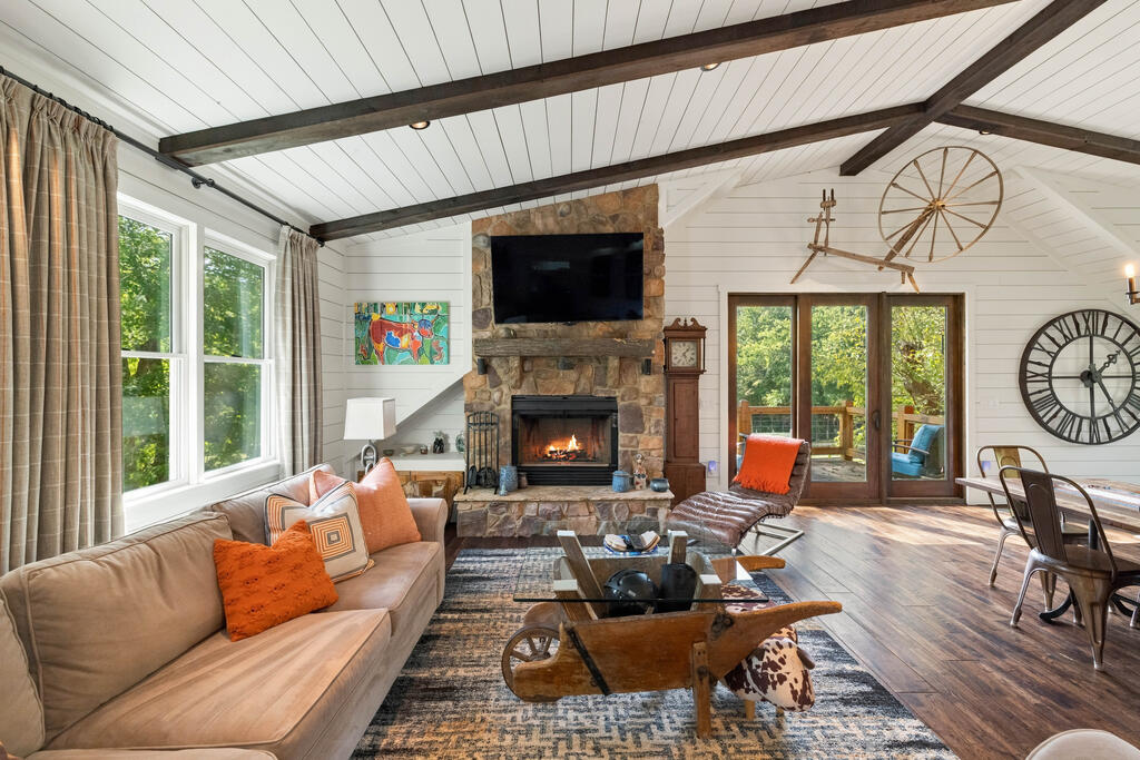 619 Youngstone Drive