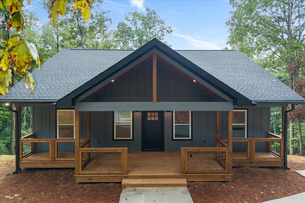 3240 Newport Drive