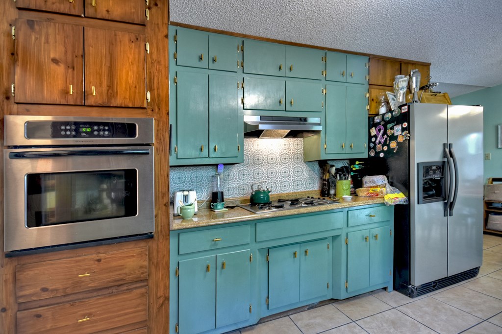 1359 Salem Road