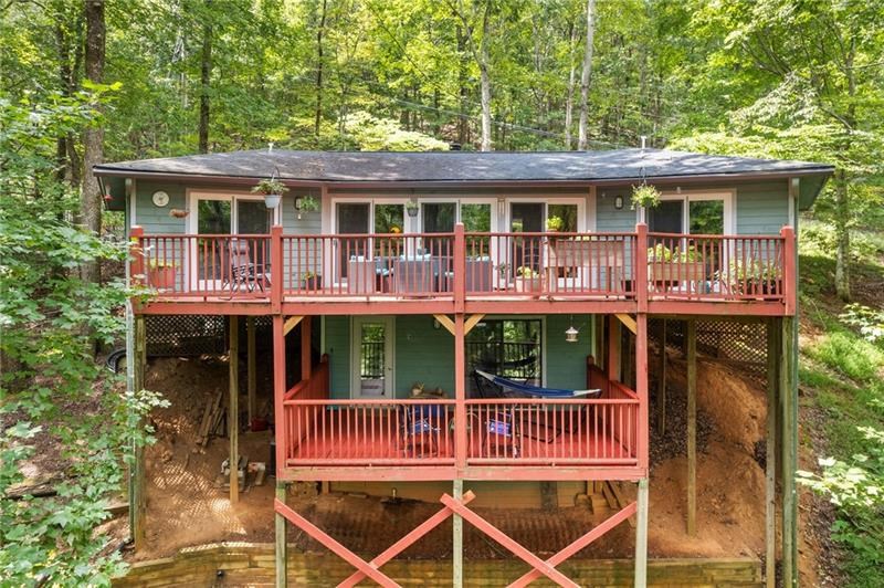 816 Mulligan Way