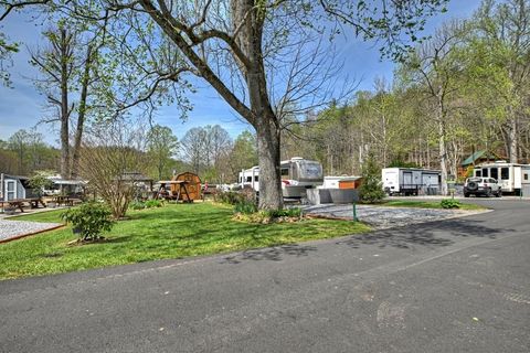 101/113 Twin Creeks Road Blairsville GA 30512