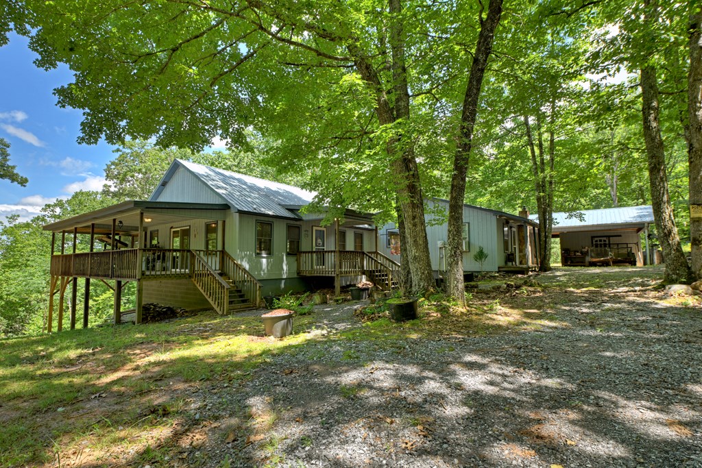 1170 Winchester Creek