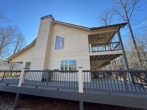 A home in Hayesville